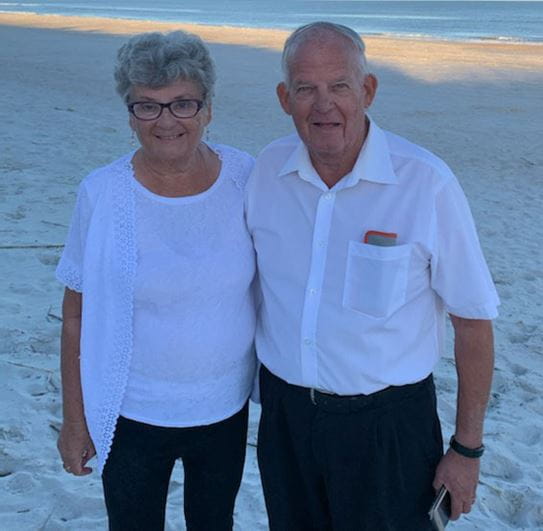 Kathy and Lloyd Hetherington at the beach