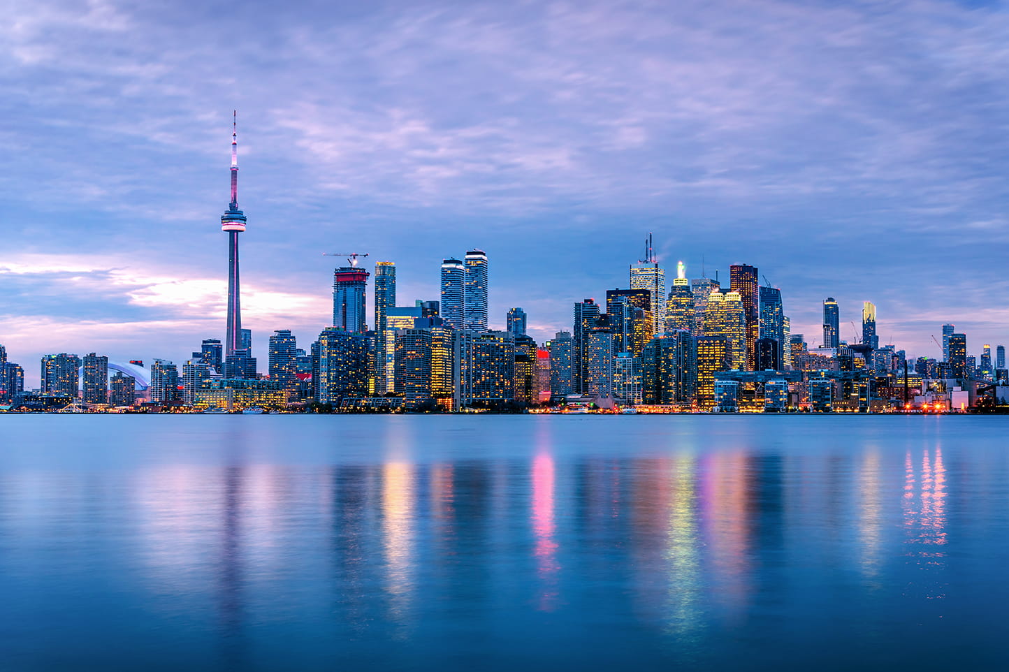 Panorama de Toronto au crépuscule