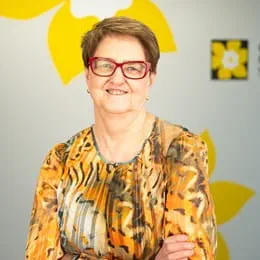 Anne Breakey Hart, Canadian Cancer Society employee