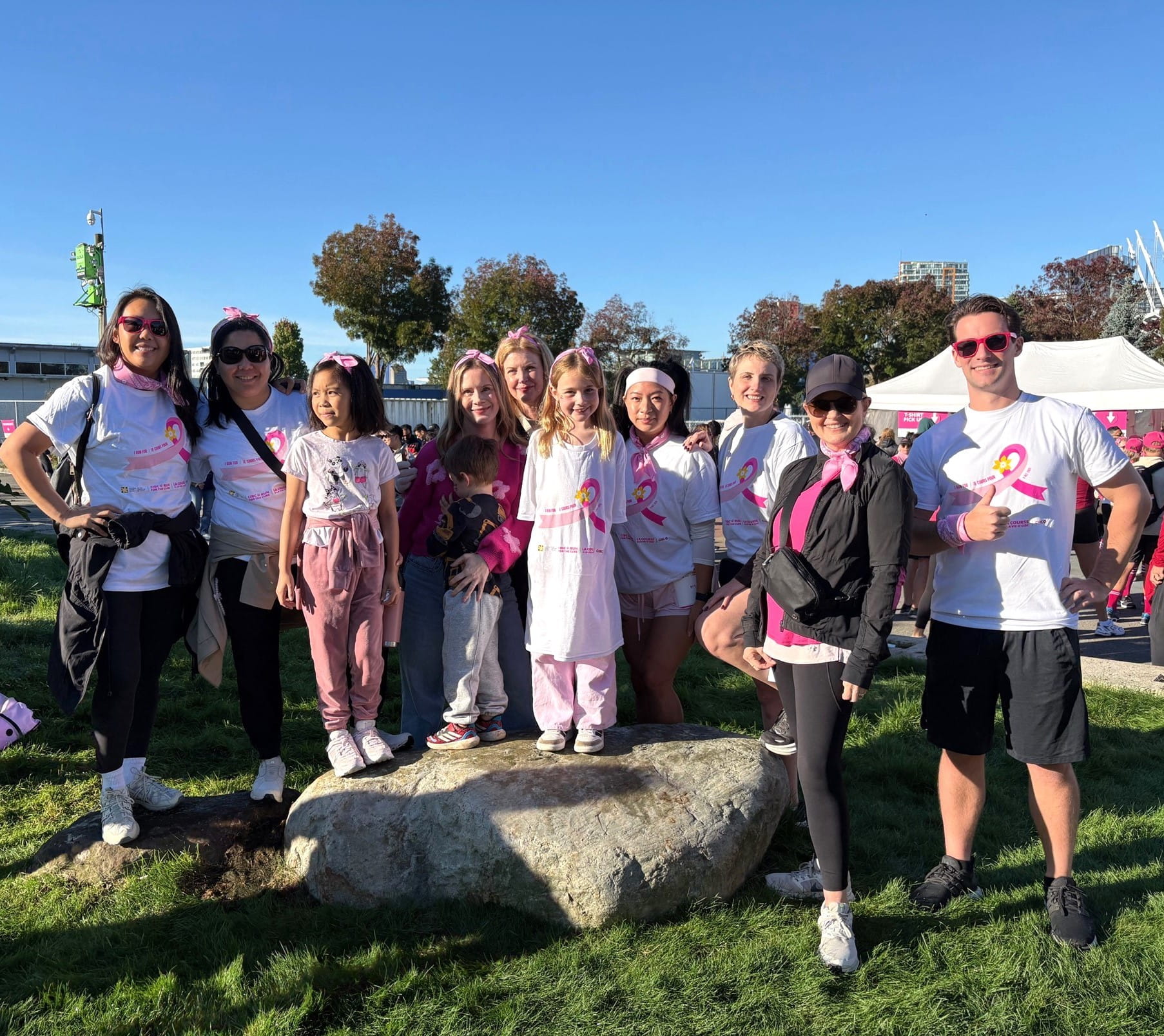 L’équipe d’Odlum Brown à un événement de la Course à la vie CIBC de la Société canadienne du cancer.