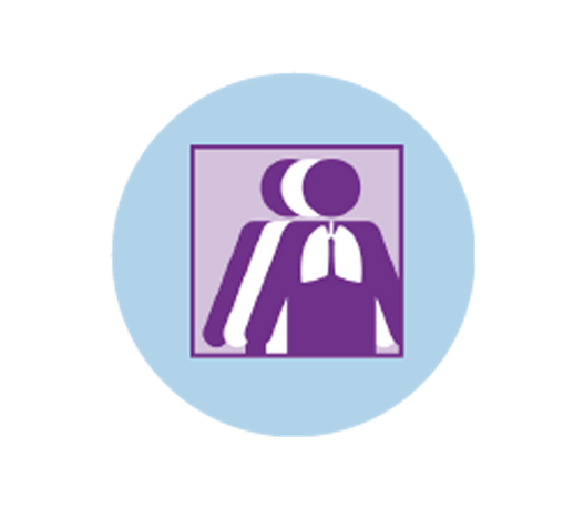 Une icône représentant le cancer du poumon avec 3 silhouettes. La silhouette violette à l’avant-plan comporte un contour des poumons.