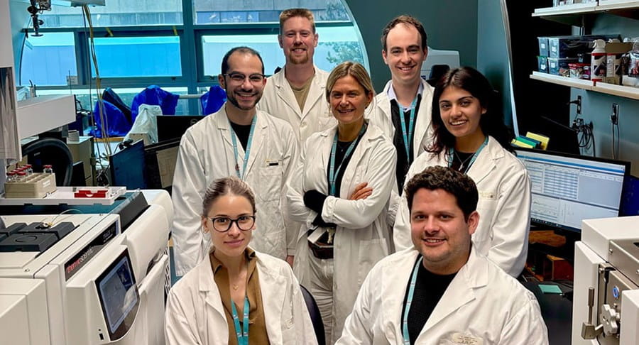 Dr Renelle Myers and her laboratory team